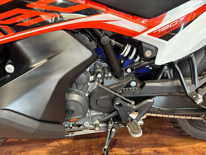 2022 Ktm 2022 KTM 790CC 790 ADVENTURE DUAL SPORTS 799CC Orange