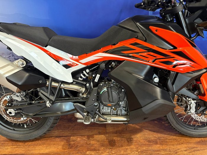 2022 Ktm 2022 KTM 790CC 790 ADVENTURE DUAL SPORTS 799CC Orange