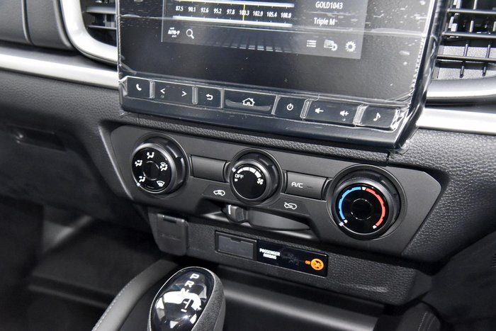 2024 Mazda BT-50 XS