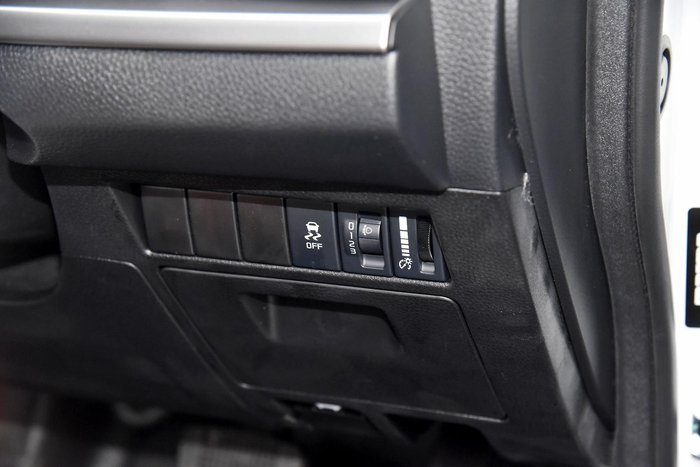 2024 Mazda BT-50 XS