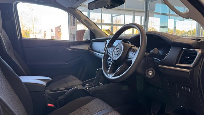 2024 Mazda BT-50 XS
