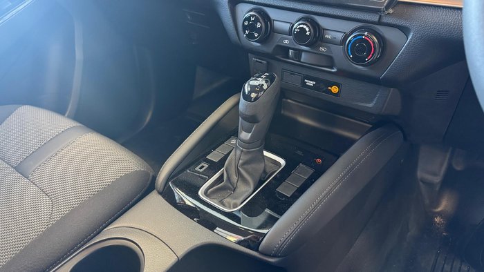 2024 Mazda BT-50 XS