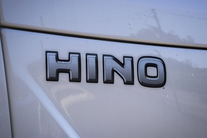 2024 Hino 300 Std Cab Auto Alloy Tray White