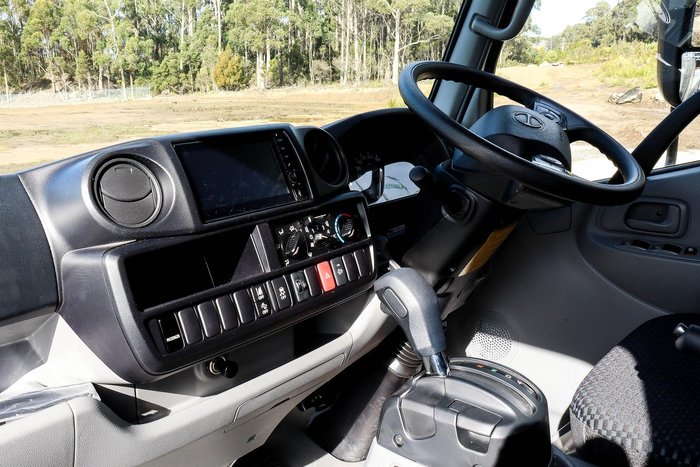 2024 Hino 300 Std Cab Auto Alloy Tray White