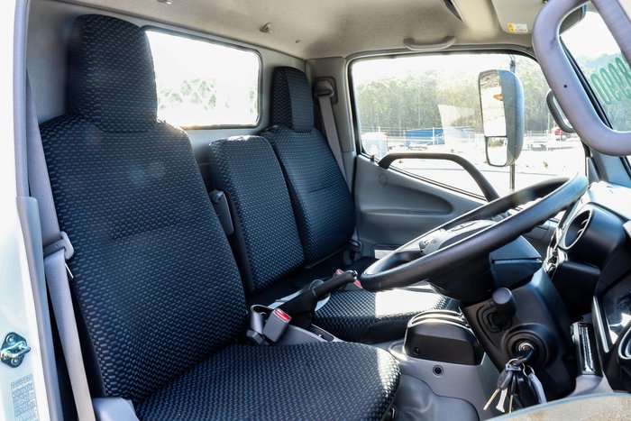 2024 Hino 300 Std Cab Auto Alloy Tray White