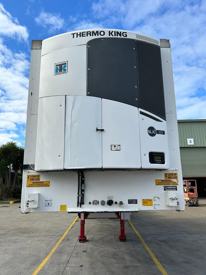 2018 Vawdrey St3 Lead A 12 Pallet Refrigerated Wing-Liner