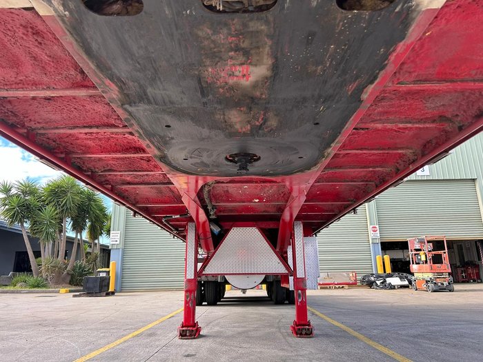 2018 Vawdrey St3 Lead A 12 Pallet Refrigerated Wing-Liner