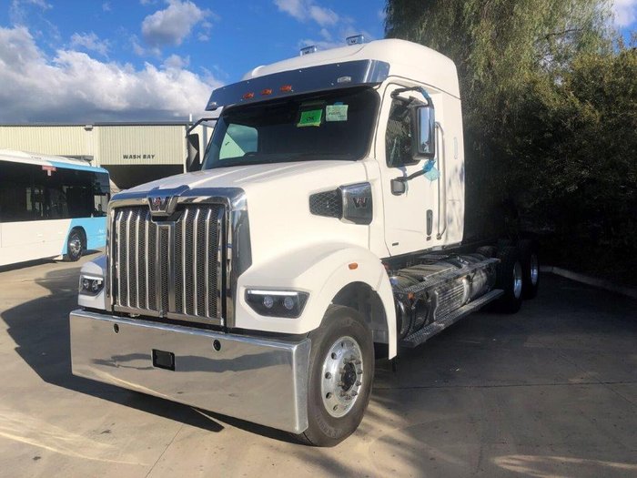 2024 Western Star 48X