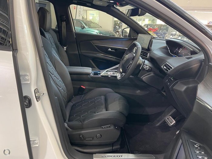 2023 Peugeot 5008 GT Sport P87 MY23 Pearl White