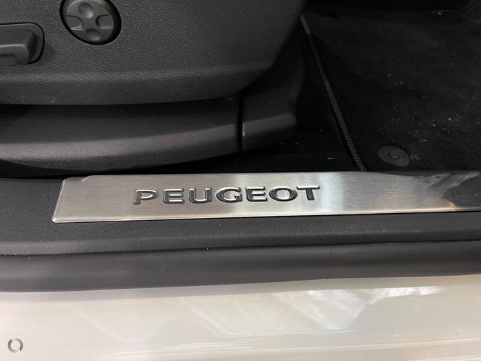 2023 Peugeot 5008 GT Sport P87 MY23 Pearl White