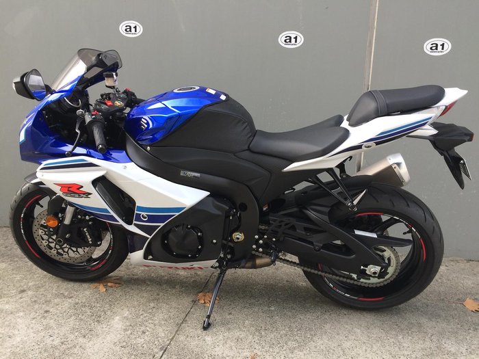 2016 Suzuki GSX-R1000 30th Anniversary Edition
