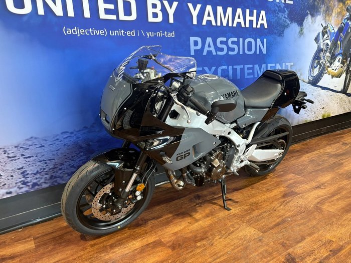 2024 Yamaha XSR900GP (MTM890ASP) Grey Metallic