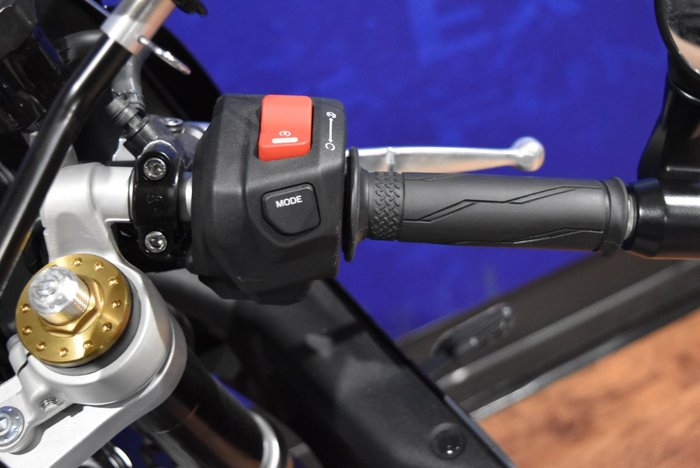 2024 Yamaha XSR900GP (MTM890ASP) Grey Metallic