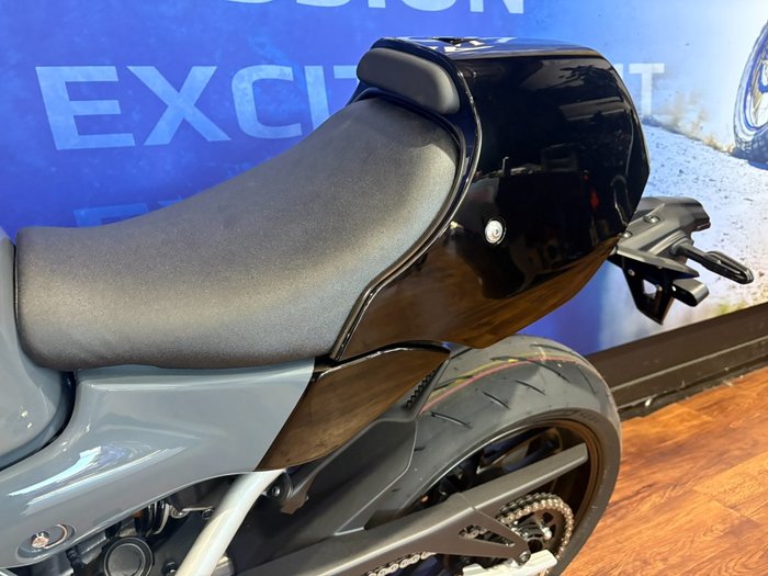 2024 Yamaha XSR900GP (MTM890ASP) Grey Metallic
