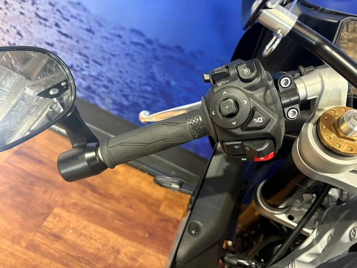 2024 Yamaha XSR900GP (MTM890ASP) Grey Metallic