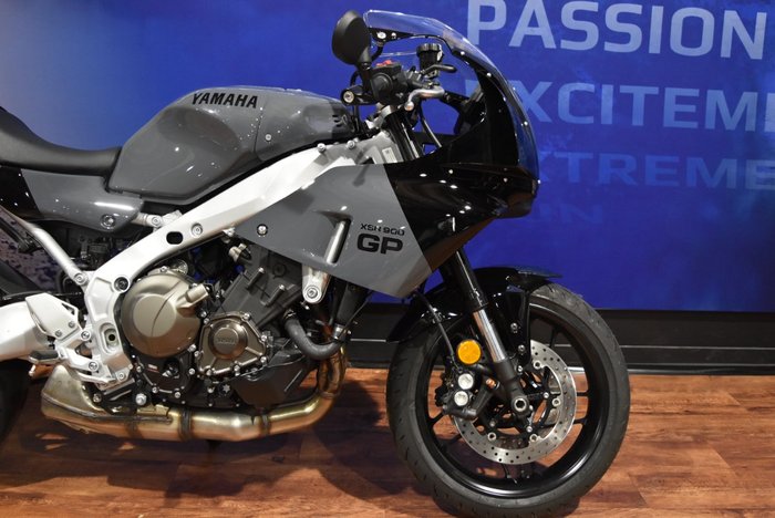2024 Yamaha XSR900GP (MTM890ASP) Grey Metallic