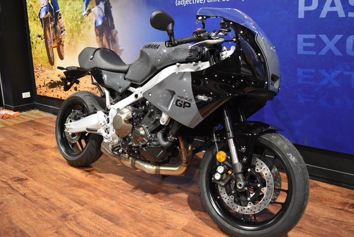 2024 Yamaha XSR900GP (MTM890ASP) Grey Metallic