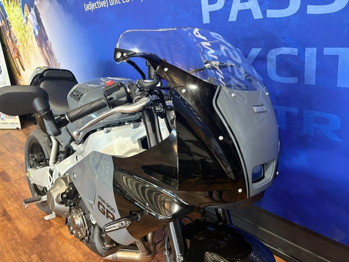 2024 Yamaha XSR900GP (MTM890ASP) Grey Metallic