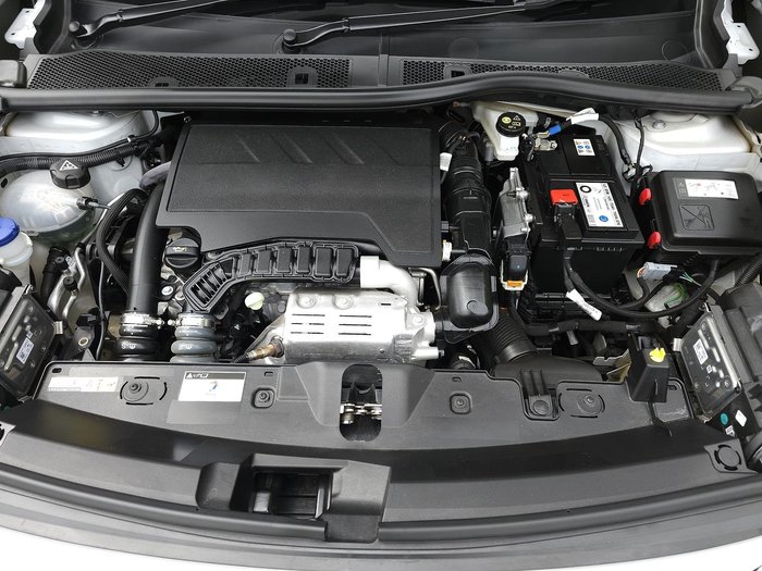 2023 Peugeot 2008 GT P24 MY24 Okenite White