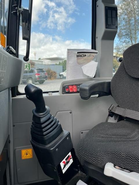 0 Hidromek Hmk62t White
