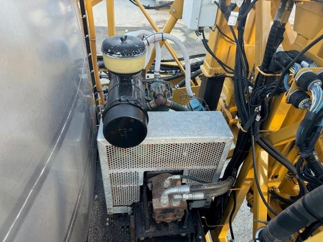 2016 Rogator 1300B