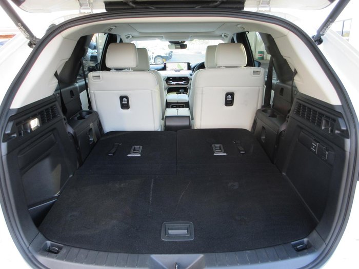 2024 Mazda CX-90 G50e Azami