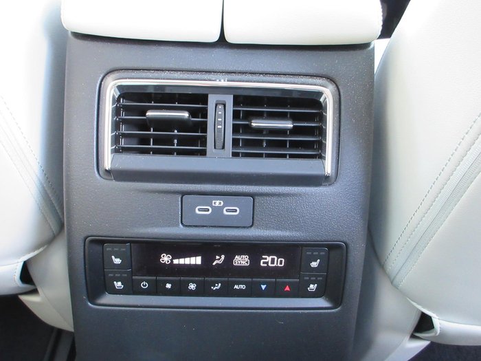 2024 Mazda CX-90 G50e Azami