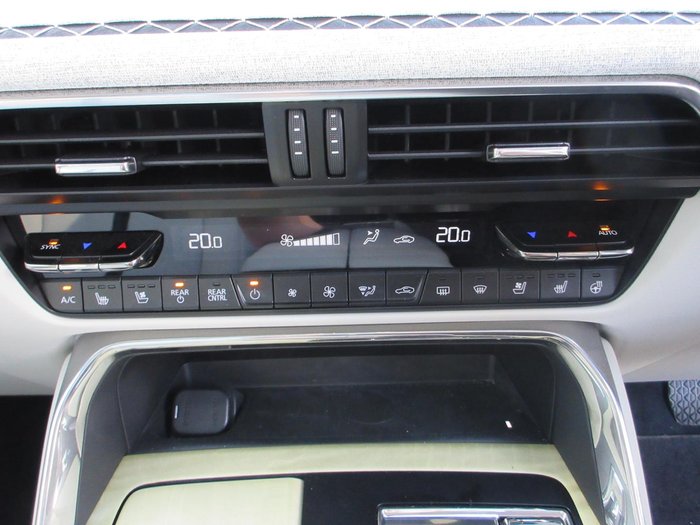 2024 Mazda CX-90 G50e Azami