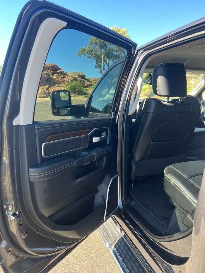 2024 RAM 2500 Laramie DJ MY24 4X4 Dual Range Granite Crystal