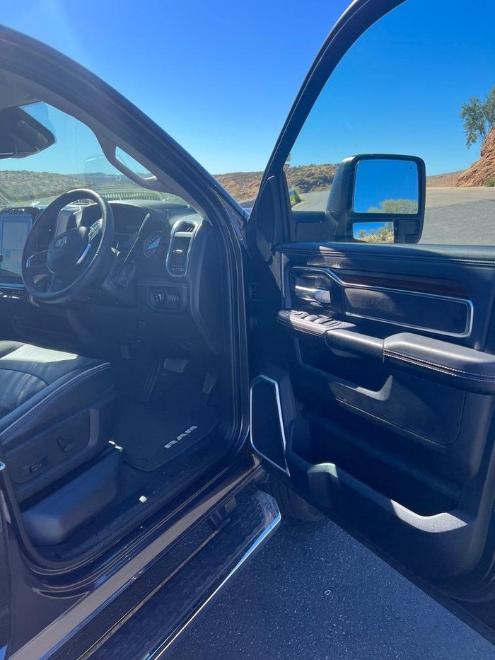 2024 RAM 2500 Laramie DJ MY24 4X4 Dual Range Granite Crystal