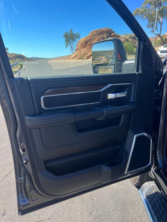 2024 RAM 2500 Laramie DJ MY24 4X4 Dual Range Granite Crystal