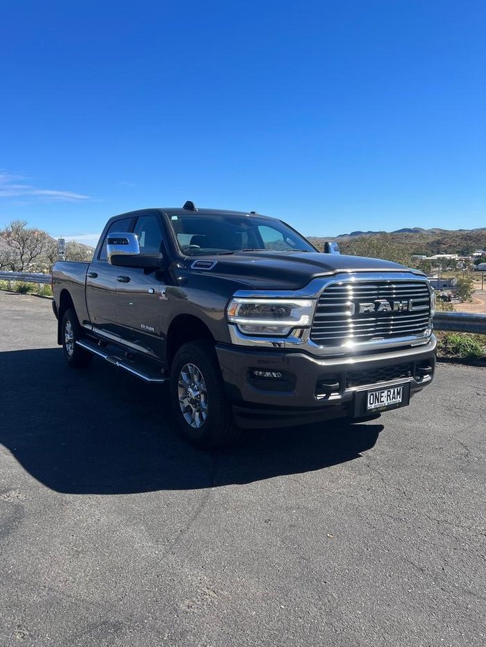 2024 RAM 2500 Laramie DJ MY24 4X4 Dual Range Granite Crystal