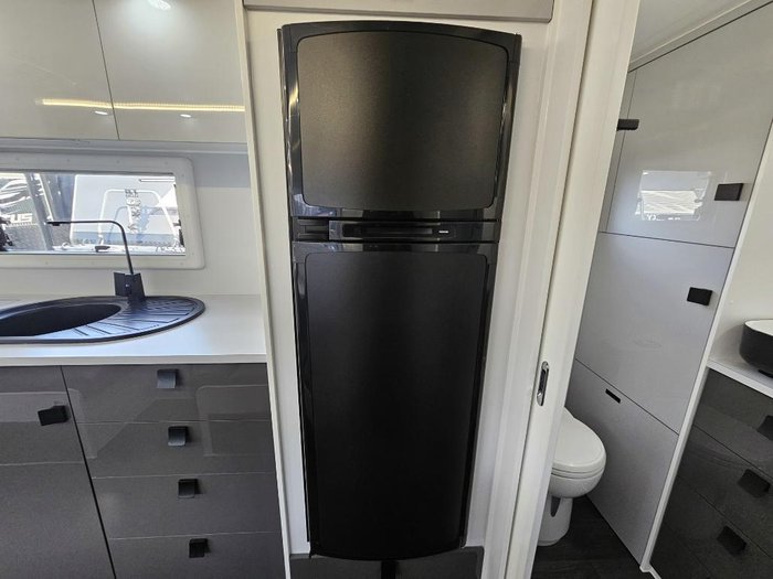 2024 Network RV Caravans 196Rd 196