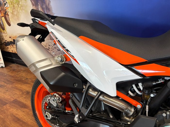 2024 Ktm 890 SM-T Black