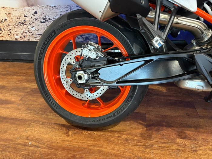 2024 Ktm 890 SM-T Black
