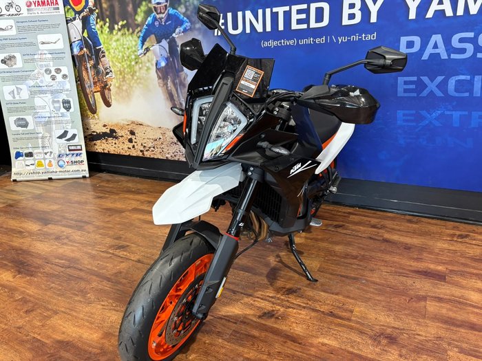 2024 Ktm 890 SM-T Black