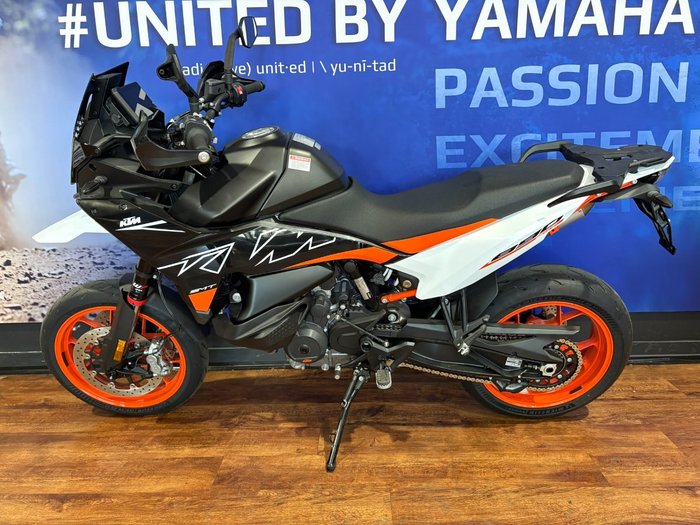 2024 Ktm 890 SM-T Black