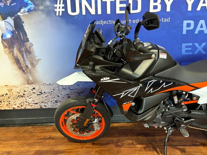 2024 Ktm 890 SM-T Black