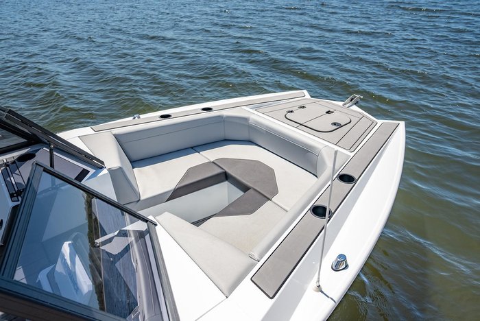 2023 QUINTREX 595 Freestyler X 150 S