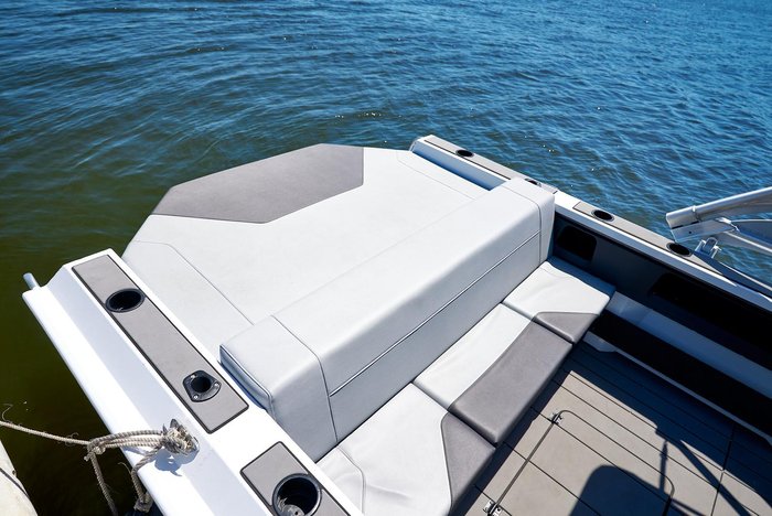 2023 QUINTREX 595 Freestyler X 150 S