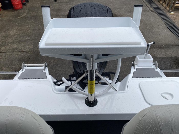 2024 QUINTREX 481 Top Ender Pro