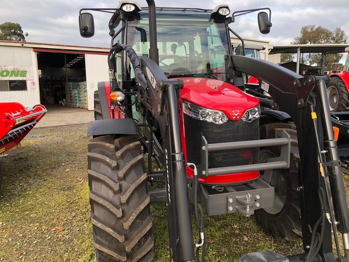 0 Massey Ferguson 4707 C-4 Cab Tractor 4Wd Quicke Loader 75Hp RED