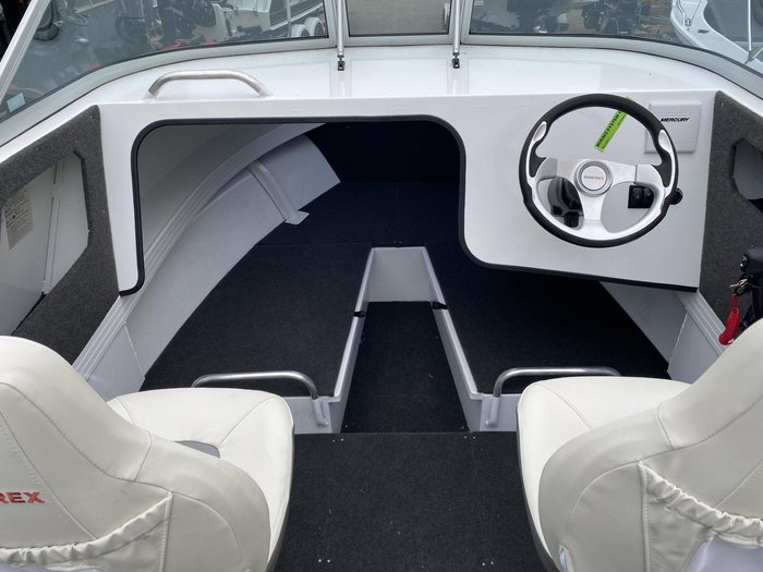 2026 QUINTREX 520 Ocean Spirit