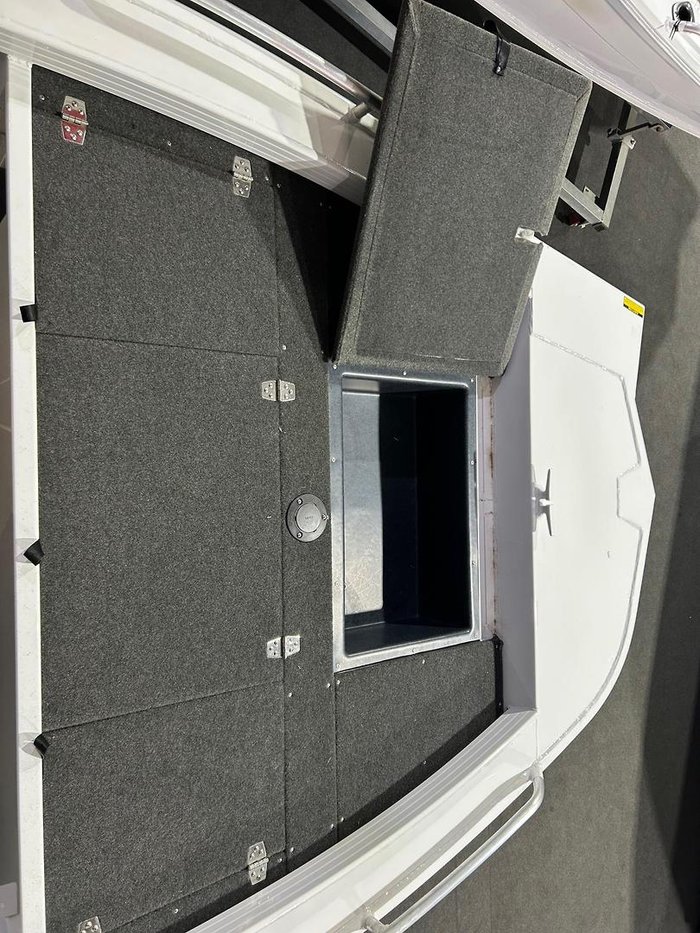 2025 Stacer 429S Proline Angler