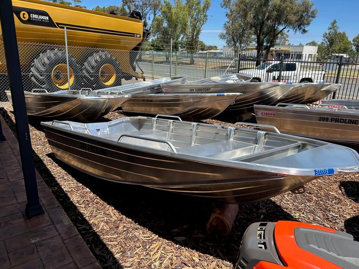 2025 Stacer 399S Proline