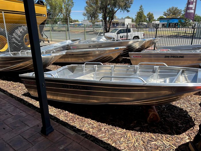 2025 Stacer 399S Proline