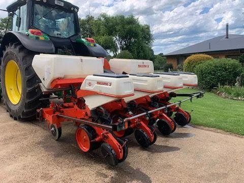 2010 Kuhn Maxima 2 Orange