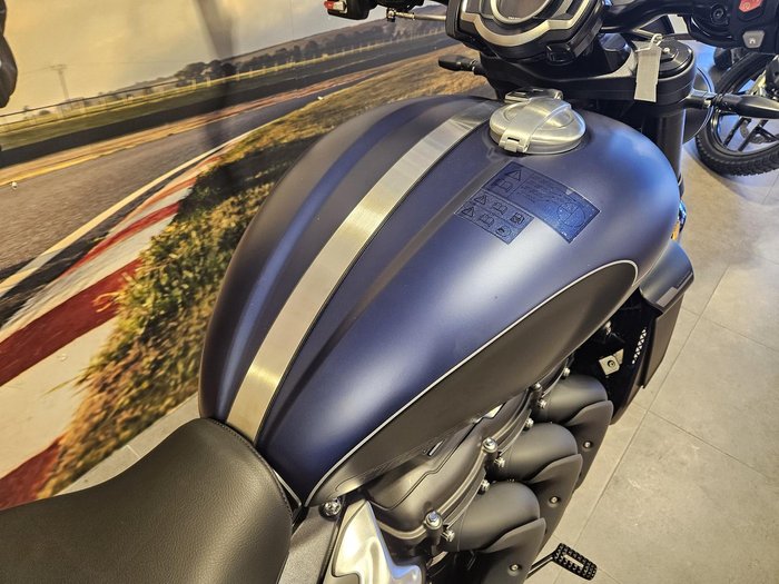 2024 Triumph Rocket 3 R Storm Rocket