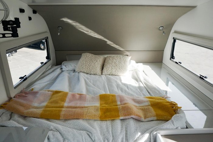 2024 JB Caravans 16' Gator Hybrid