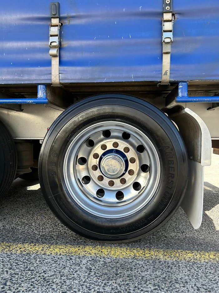 2021 Maxitrans St3 34 Pallet Drop Deck Mezzanine R/T 